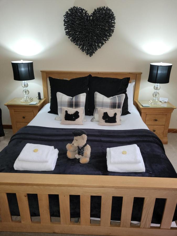 Avalon Hotel Inverness Ngoại thất bức ảnh