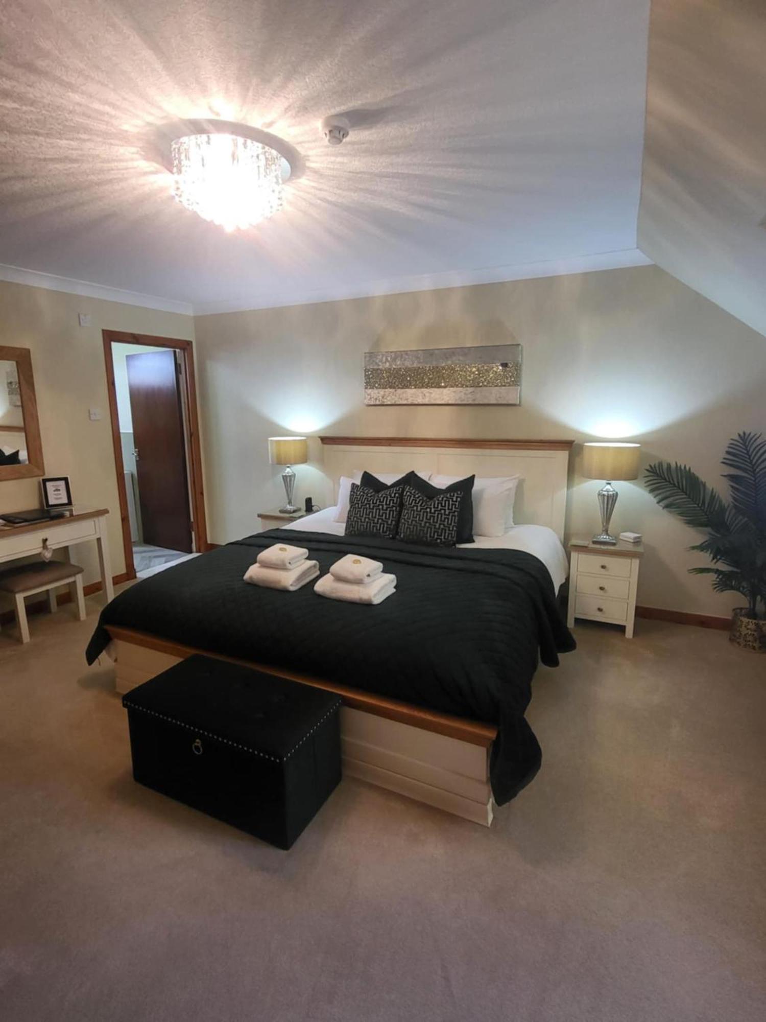 Avalon Hotel Inverness Ngoại thất bức ảnh